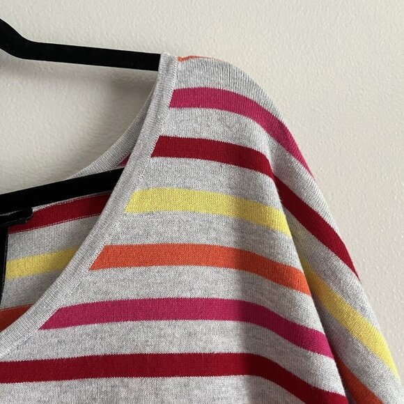 Lane Bryant Women Plus SZ 22/24 Light Gray/Pink/Yellow Striped V-Neck Sweater - Picture 5 of 8